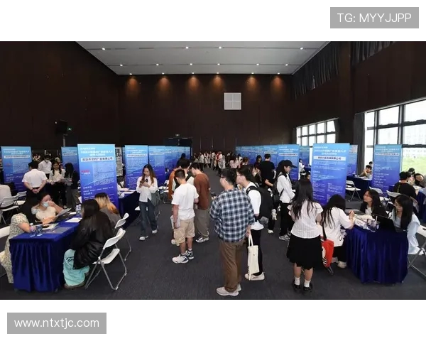 深圳篮球队阵地战策略解析及其对比赛的影响探讨